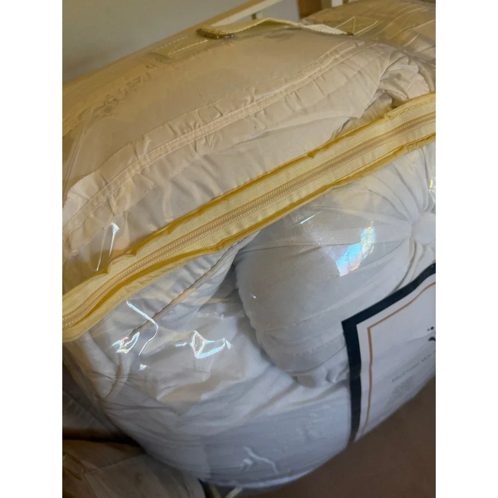 Hutton Wilkinson Palazzo White Ruched Comforter Set Hollywood Regency
